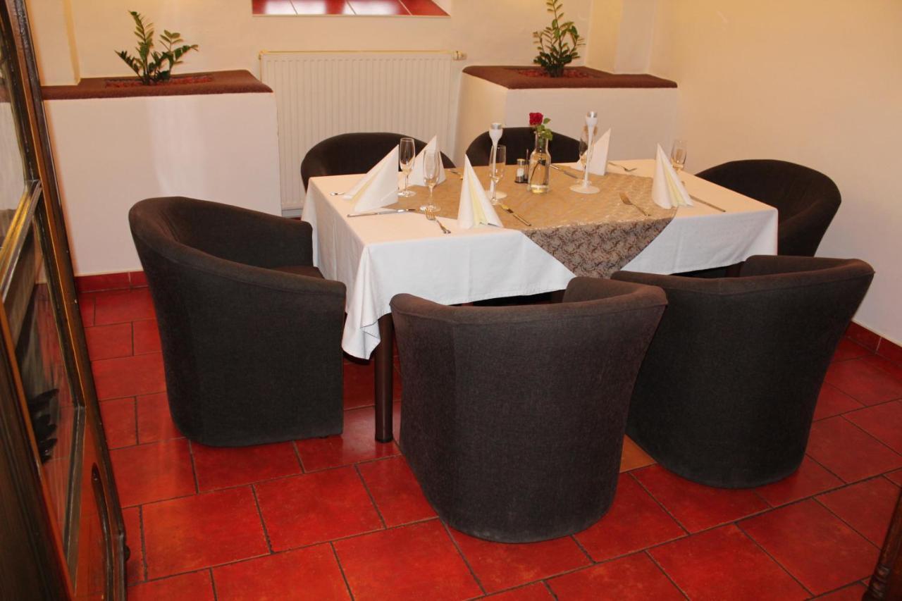 Hotel Restaurant Na Statku Náměšť nad Oslavou Dış mekan fotoğraf
